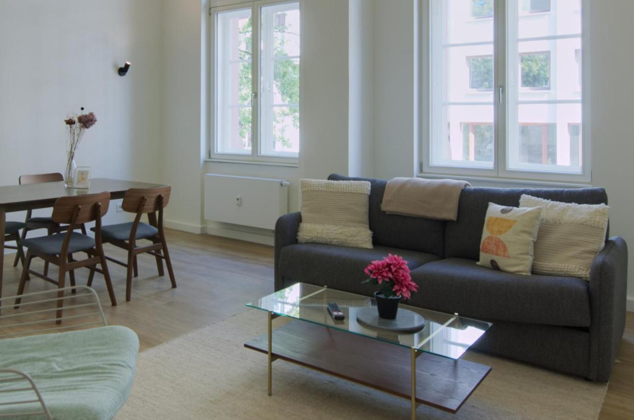 Vonbehling Boutique Apt. - Historisch Und Modern Wiesbaden Luaran gambar