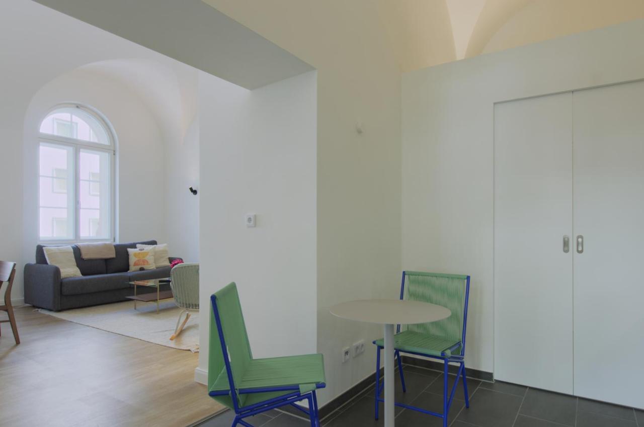 Vonbehling Boutique Apt. - Historisch Und Modern Wiesbaden Luaran gambar